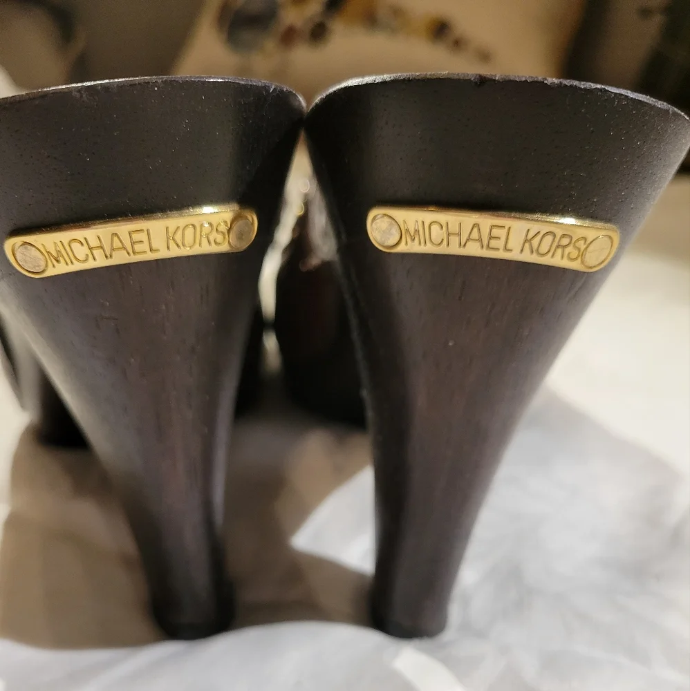 Michael Kors tassel mules - Picture 2 of 8